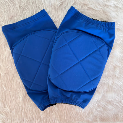 Rodilleras Pole Dance Azul Rey con agarre en corva