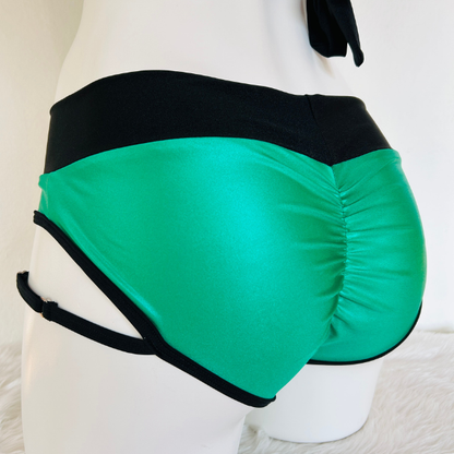 Cachetero con arnés – Verde Esmeralda