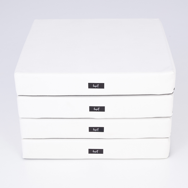 Colchoneta Cuadrada Lupit Pole - Estándar