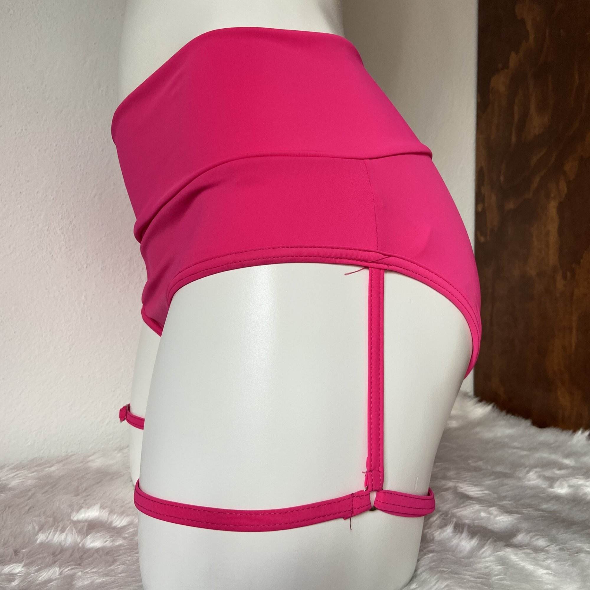 Pinup con Arnés Rosa Barbie