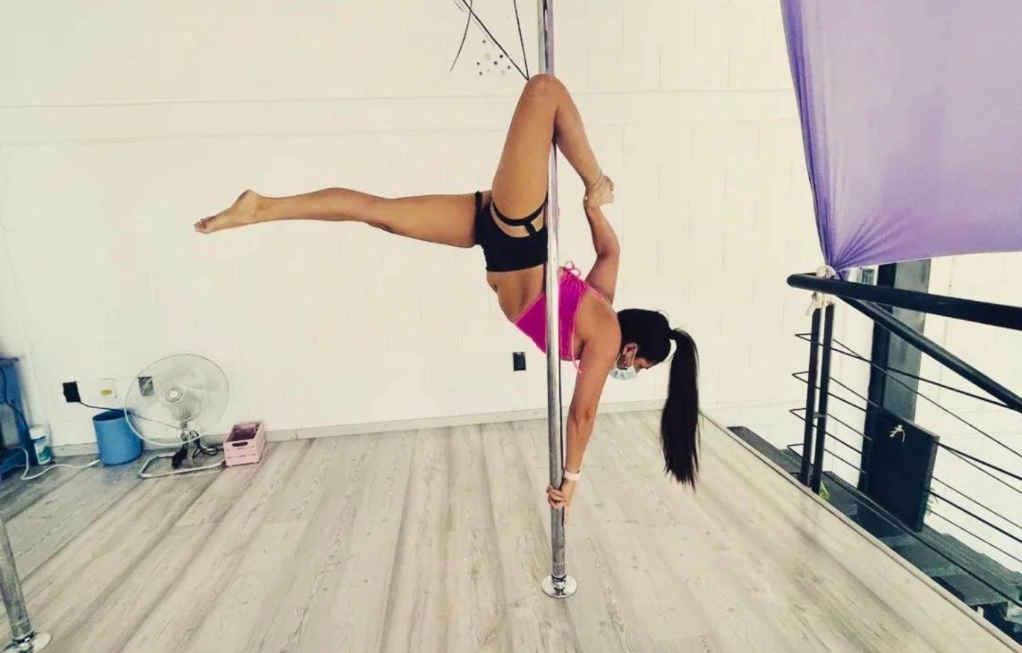 pole dance
