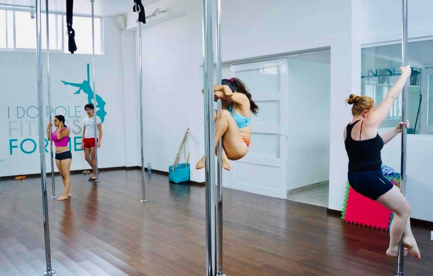 pole dance