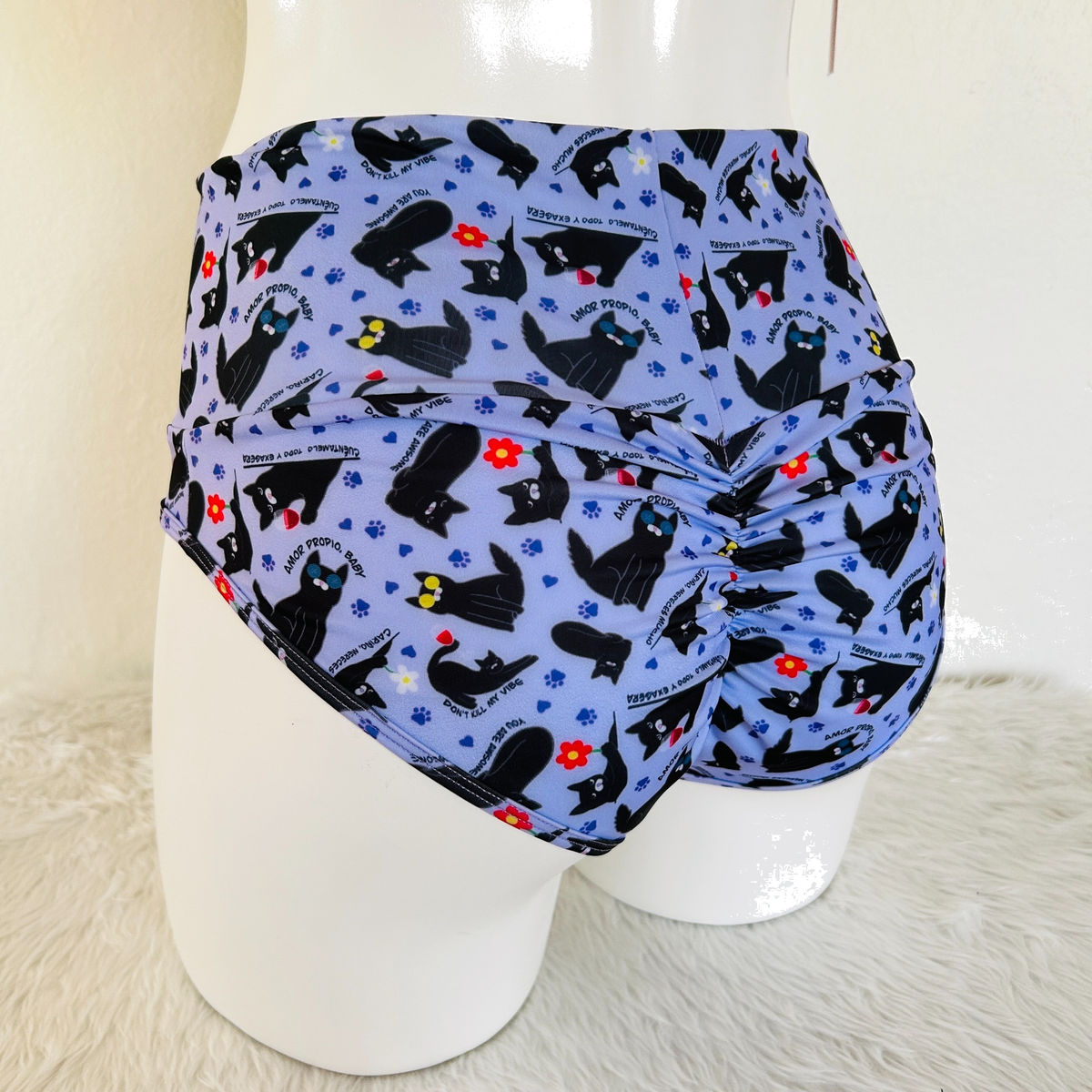 Pinup Gatitos